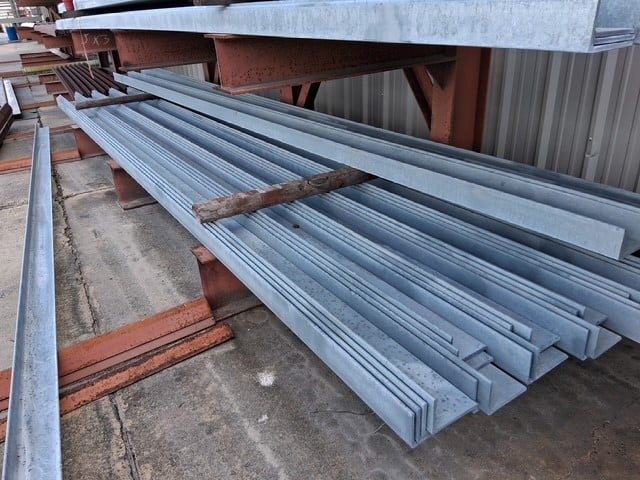 Prime or Galvanized Steel Lintels - Image 3